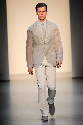 Calvin Klein Collection / - 2010